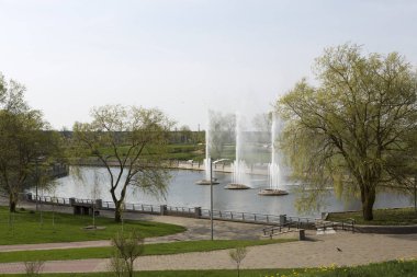 Güneşli bir yaz gününde Belarus Bobruisk Ortodoks Kilisesi