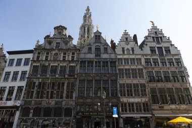 Belçika Antwerp şehir manzarası güneşli bir yaz gününde