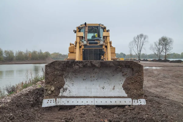 Dirty Bulldozer Stands Mud — Stock Photo, Image