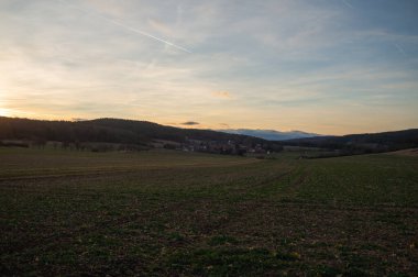 Bahar uyanışı için manzara