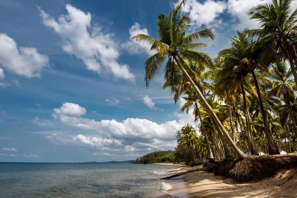 Ong Lang Beach Türkisfarbenes Meer Sonnenlicht Phu Quoc Island Vietnam — Stockfoto