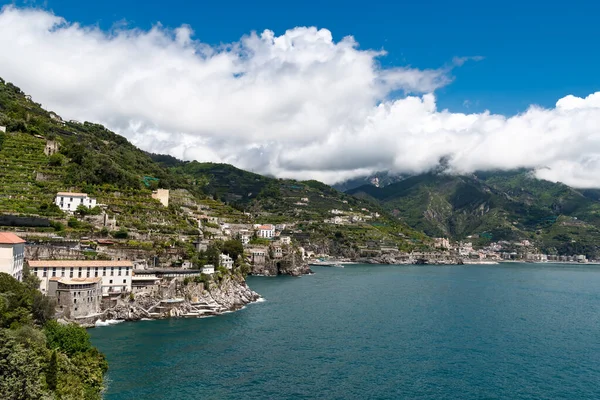 Increíble Costa Amalfi Coloridas Casas Ladera Mar Mediterráneo Italia — Foto de Stock