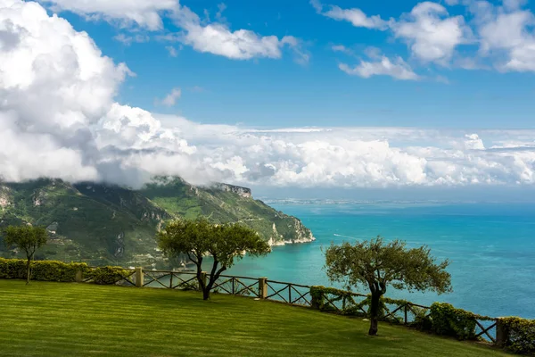 Ravello Panoramiczny Widok Wybrzeże Amalfi Włochy — Zdjęcie stockowe