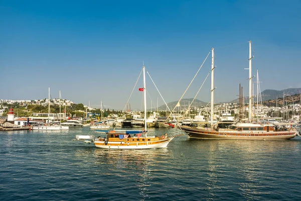 Blick Auf Yachthafen Bei Sonnenuntergang Bodrum Türkei Meereslandschaft Mit Yachten — Stockfoto