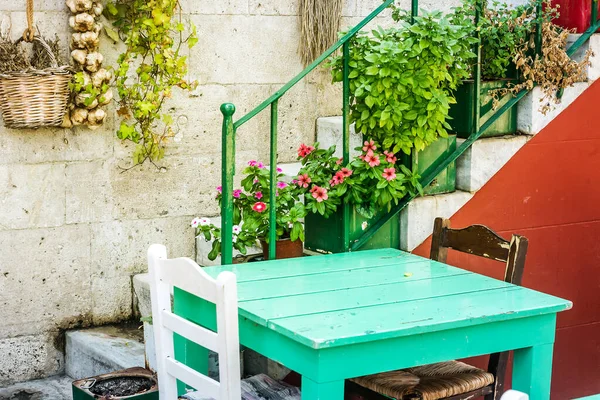 Tipico Patio Greco Grecia Kos Patio Con Vasi Fiori — Foto Stock