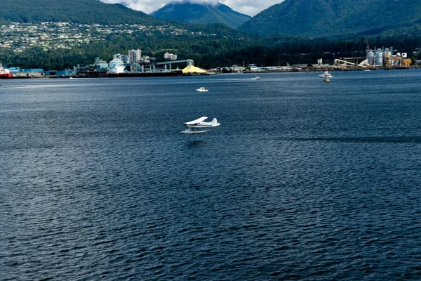 Seaplane Abraçando Água Vancouver Canadá — Fotografia de Stock