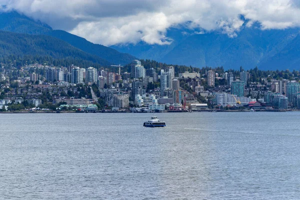 North Vancouver Visto Frente Porto Vancouver Canadá — Fotografia de Stock