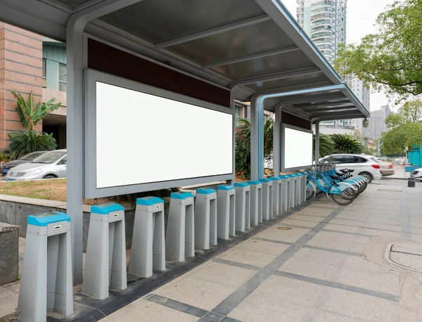 Billboard parada de autobús — Foto de Stock