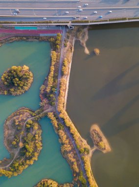 Hava manzarası, ormanlar ve göller