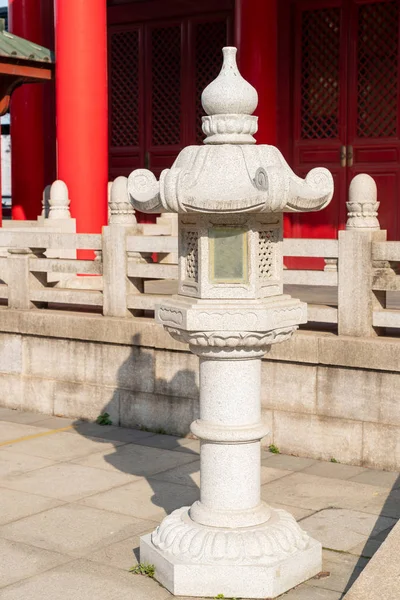 Lampy v čínském chrámu — Stock fotografie