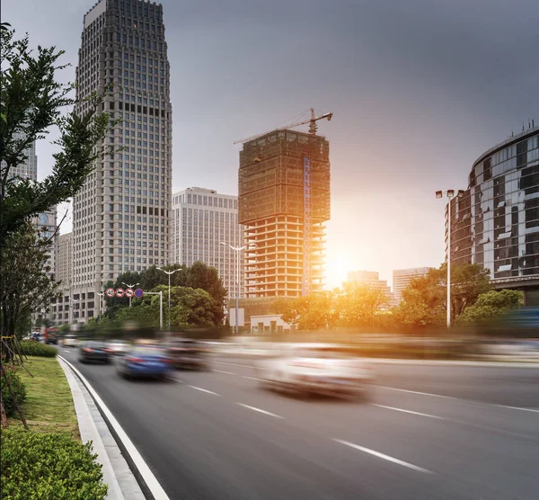 La avenida del siglo de la escena de la calle en Shanghai Lujiazui, China. — Foto de Stock