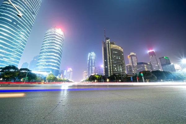 The light trails — Stock Photo, Image