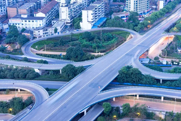上海市内高速道路交通ラッシュ時 — ストック写真