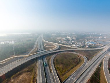 Şehrin kuş bakışı hava fotoğrafçılığı