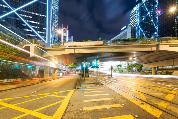 Hong Kong vista nocturna con luz del coche —  Fotos de Stock