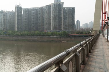 Gündüz şehir merkezindeki iş merkezinin ufuk çizgisi