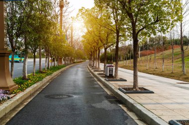 Çin 'deki boş şehir yolu ve binalar
