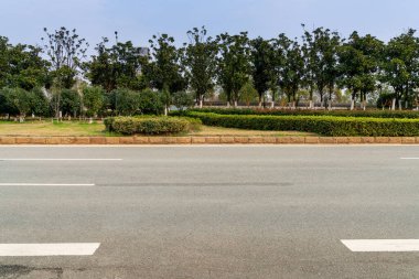 Çin 'deki boş şehir yolu ve binalar