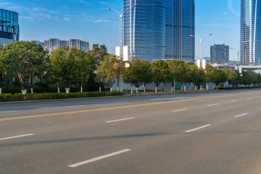 Çin 'deki boş şehir yolu ve binalar