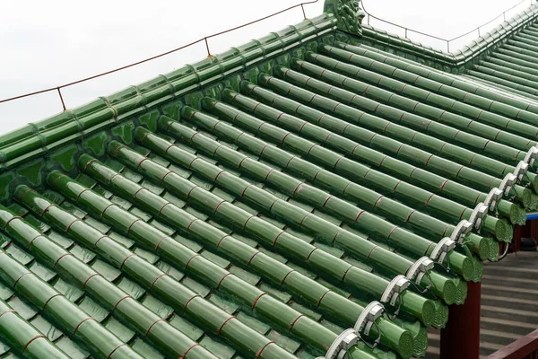 Lot Old Tiles Roof — Stockfoto