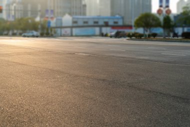 Çin 'deki boş şehir yolu ve binalar