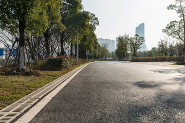 Çin 'deki boş şehir yolu ve binalar