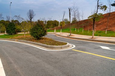 Çin 'deki boş şehir yolu ve binalar