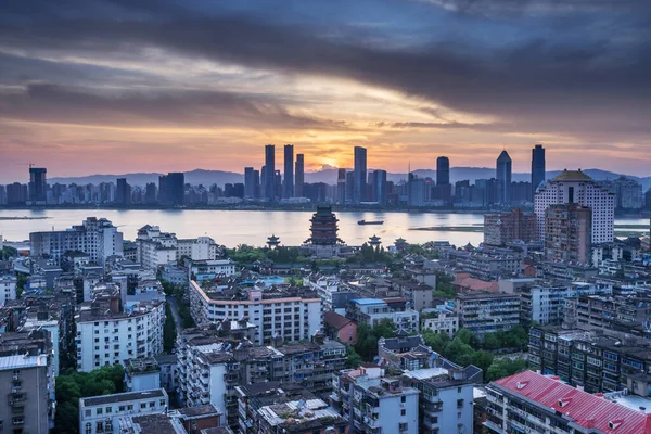 Solnedgång Staden Kina — Stockfoto