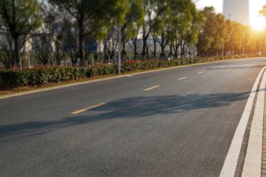 Çin 'deki boş şehir yolu ve binalar