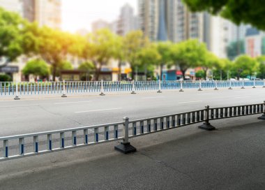 Çin 'deki boş şehir yolu ve binalar