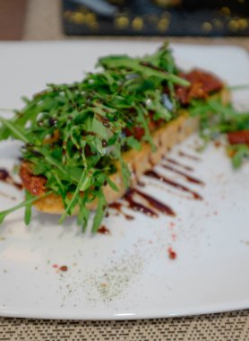 Bruschetta roka ve krema ile