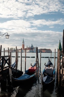 Venedik gezisi. Venedik konumlar