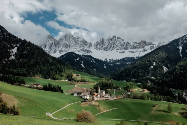 Kuzey İtalya'nın Dolomit Alpler'de görünümünü — Stok fotoğraf