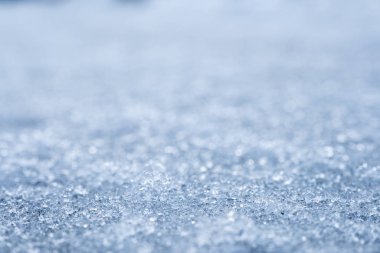 Mavi buza ve kara yakın