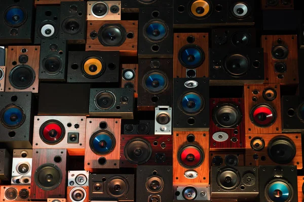 Set Colorful Old Subwoofers Wall — Stock Photo, Image