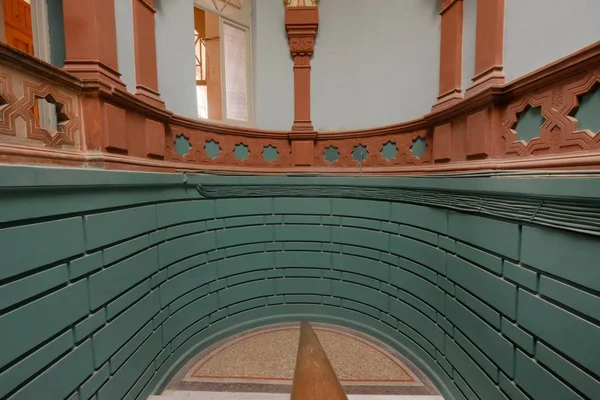 Old Mosque Interior Detail View — 图库照片