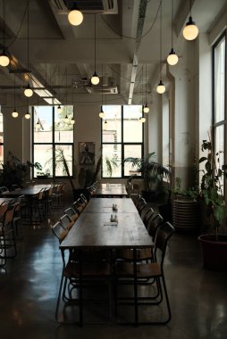 Tiflis 'in merkezinde tipik bir restoran