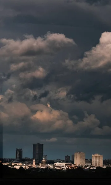 Edifícios Vigas Céu — Fotografia de Stock