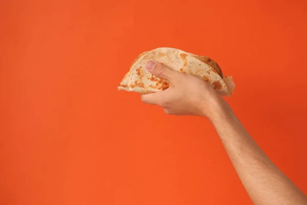 Hand Holding Taco Close View — Stock Photo, Image