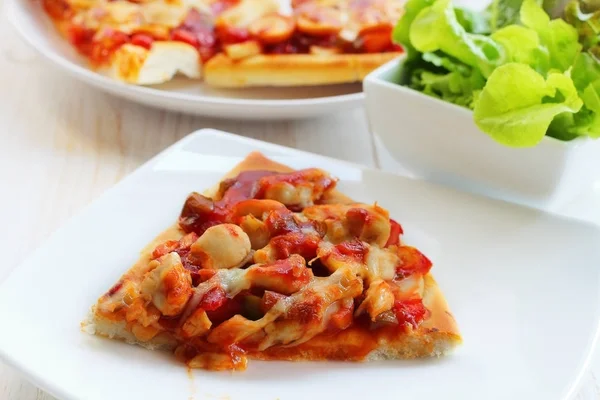 Pizza é comida Itálica . — Fotografia de Stock