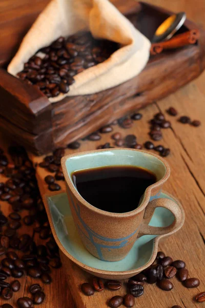 Caffè Nero Caldo Fagioli Tazza Fare Colazione — Foto Stock