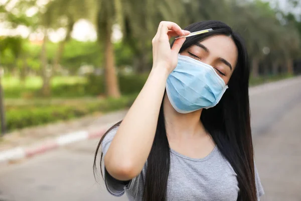 Asian Woman Wearing Face Protection Holding Thermometer Temperature Measurement Virus — Stock Photo, Image