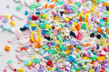 plastik regrind öğütülmüş plastik parçalar