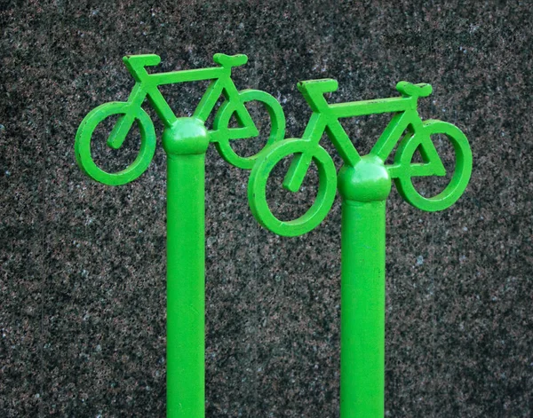 Señal de estacionamiento de bicicletas . — Foto de Stock