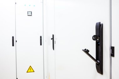 bir elektrik kabini tanıtıcısı