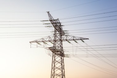 weadow katiyen elektrik direği