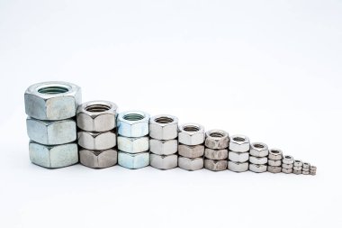 çeşitli demir civatalar