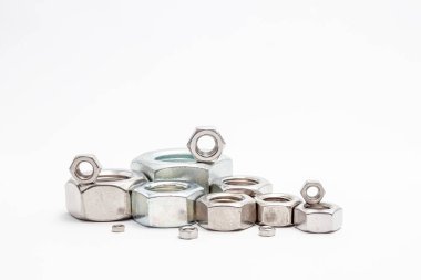 çeşitli demir civatalar