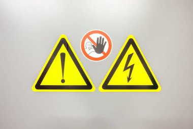 güç, yasak erişim