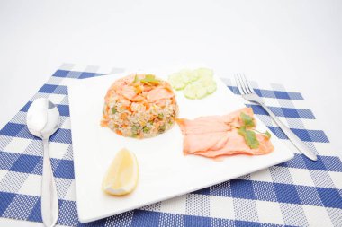 Bir plaka üzerinde Tayland gıda